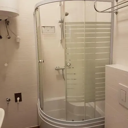 Faro Apartmán *